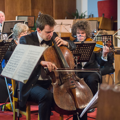 Photo: Tim Lowe playing the Rococo
        Variations with the Surrey Philharmonic